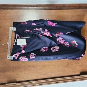 NWT Joie Midnight Blue w/Floral Print Skirt Size 6